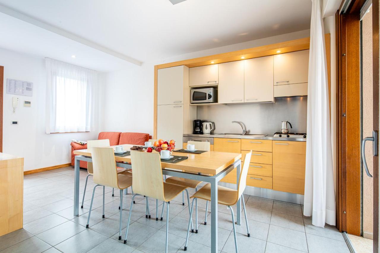 Residence Airone Lignano Sabbiadoro Luaran gambar