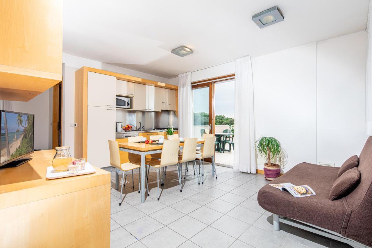 Residence Airone Lignano Sabbiadoro Luaran gambar